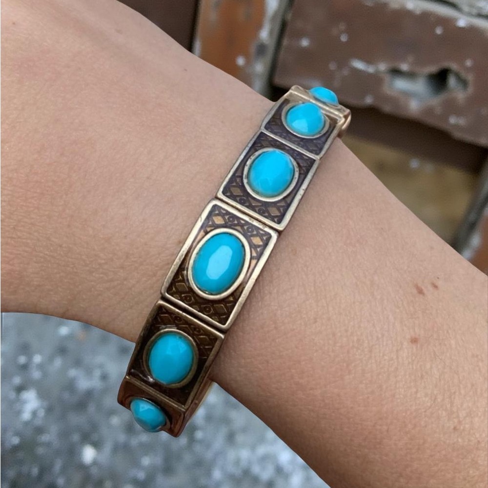 Lia Sophia Metal Turquoise Stretch Bracelet